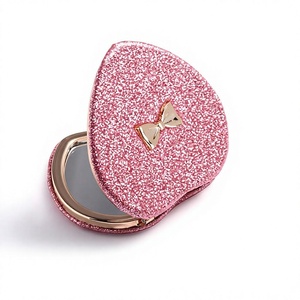 Miroir de maquillage pliable en forme de cœur, double face, personnalisé, en acier inoxydable, portable, pour les étudiantes, utilisation en dortoir - Product Image 2