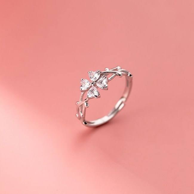 925 Sterling Silver Cubic Zirconia Adjustable Finger Ring