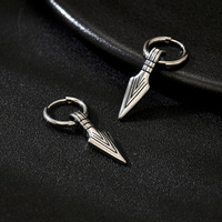 Nouvel Arrivage Boucles d'oreilles clous pendentif flèche, style neutre et tendance, en acier inoxydable, bijoux de mode unisexe, vente en gros usine
