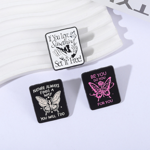 Sia che tu ti faccia per te citazioni ispiratrici spille smaltate se ami qualcosa che lo abbia liberato spille distintivo con risvolto gioielli regali - Product Image 2