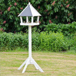 Direct prix usine grande <span class=keywords><strong>station</strong></span> de mangeoire à oiseaux en bois jardin cour décoration extérieure Table à oiseaux en bois - Product Image 2