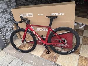 Nueva <span class=keywords><strong>Bicicleta</strong></span> <span class=keywords><strong>de</strong></span> <span class=keywords><strong>Carretera</strong></span> <span class=keywords><strong>SAVA</strong></span> A7L <span class=keywords><strong>de</strong></span> Fibra <span class=keywords><strong>de</strong></span> Carbono Completa, R7100 <span class=keywords><strong>de</strong></span> 24 Velocidades, 700C con Freno Hidráulico para Adultos - Product Image 6