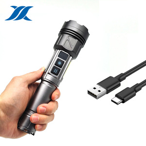 Lampe torche LED tactique portable puissante et étanche pour l'extérieur – Fabrication usine - Product Image 1