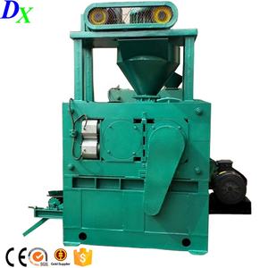 Haute pression hydraulique boule oreiller forme ovale automatique poudre <span class=keywords><strong>minérale</strong></span> chaux argile oxyde de fer aluminium cendre boule presse Machine - Product Image 3