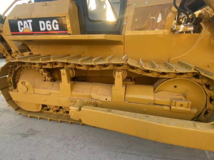 Bulldozer Usado Original de Japón con Motor de 140HP Caterpillar D6G2 D6G, Capacidad de Aplicación de Aserrín de 5 Metros Cúbicos para Construcción - Product Image 5