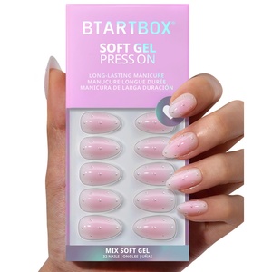 Faux Ongles Roses Ombrés Printemps-Été de Haute Qualité en Gros, Courts, Amande, 3D, Perles et Pois, 32 Pièces, à Coller (Press-on) - Product Image 1