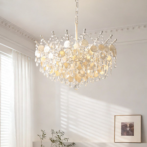Lustre de chambre à coucher LED réglable en hauteur, style français, d'inspiration vintage, en cristal, éclairage moderne minimaliste de luxe pour salon - Product Image 2