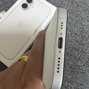 <span class=keywords><strong>iPhone</strong></span> 16 Usato 256GB - Touch ID sullo Schermo - Batteria al 96% - Garanzia - Product Image 4