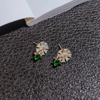 Kadınlar için Daisy Kübik Zirkonya Küpe, 8mm, Altın Kaplama Pirinç Çiçek Yeşil Damla, Altın