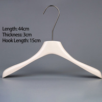Expédition rapide Cintres en bois gain de place Articles ménagers Sabitan Ng Amerikana Rangement flexible Cintre personnalisable pour vêtements