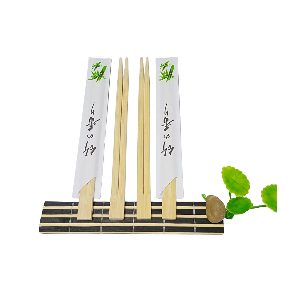 Pauzinhos descartáveis pauzinhos bambu envolvidos papel do sushi do acampamento do casamento