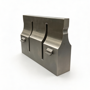 Corne de soudage ultrasonique en titane pour assemblage <span class=keywords><strong>Herrmann</strong></span> - Product Image 1