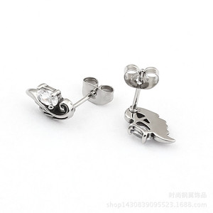 yunnique Stud <b>Earrings</b> <b>Wings</b> Shape Black Stone Claw Setting Stainless Steel Women's Gift Jewelry - Product Image 5
