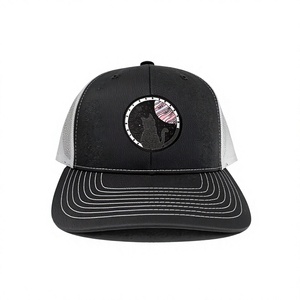 หมวกแก๊ปทรง Trucker ปักลาย 2 มิติ แบบกำหนดเอง 6 แผง ระบายอากาศได้ดี เหมาะสำหรับผู้ใหญ่ ใช้ได้ทุกวัน สำหรับกีฬากลางแจ้ง ผลิตในเวียดนาม - Product Image 1