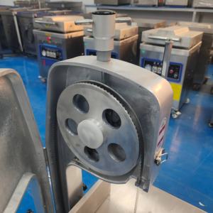 Новая автоматическая мясорезка RuiCheng из нержавеющей стали с регулируемой толщиной нарезки, съемным лезвием, производительностью 500-600 кг/ч, 220В/380В - Product Image 5