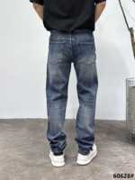 Jean slim bleu foncé vintage délavé pour homme, coupe décontractée, texture denim délavée, fabriqué en Chine