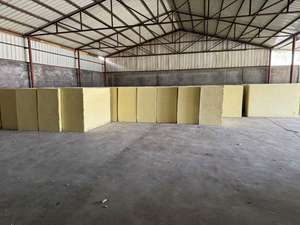 Innovatieve schuimherwerkingsmachine met dubbele mallen voor het maken van vierkante schuimblokken - Product Image 4