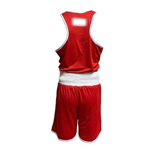Combinaison de boxe personnalisée avec logo, pour hommes et femmes, respirante, à séchage rapide, veste et short rouge et bleu, kit d'entraînement - Product Image 4