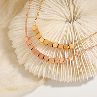 Style coréen Ins Niche haut de gamme lumière luxe Simple polyvalent géométrique carré clavicule collier femmes mode collier