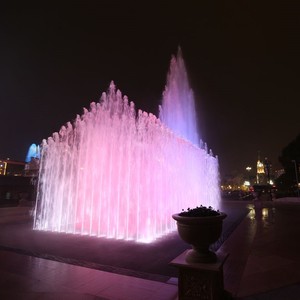 Pompe de fontaine à plat DMX extérieure en acier inoxydable avec éclairage RGB, design moderne et durable pour entrées de centres commerciaux et de places publiques - Product Image 4