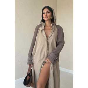 Manteau long à capuche en tissu polyester pour femme, coupe décontractée, manches longues, coupe-vent, avec capuche amovible - Product Image 3