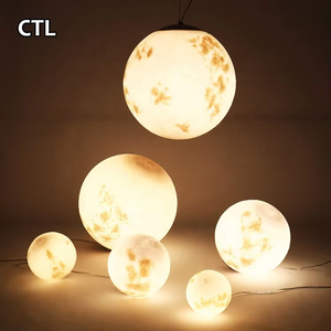 Luminaire suspendu en forme de lune 3D fait à la main, vente en gros, design de boule ronde de grande taille, lustre moderne Terre Mars pour personnalisation - Product Image 6
