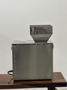 Machine <span class=keywords><strong>de</strong></span> distribution automatique <span class=keywords><strong>de</strong></span> poudre alimentaire <span class=keywords><strong>de</strong></span> petite taille, <span class=keywords><strong>de</strong></span> haute précision, <span class=keywords><strong>à</strong></span> moteur électrique, pour le remplissage <span class=keywords><strong>de</strong></span> sacs en plastique, vente en gros - Product Image 6