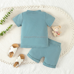 Venta al por mayor clásico estilo casual carta bordado hendidura camiseta pantalones cortos niños bebé deportes traje niños dos piezas conjuntos de verano - Product Image 4
