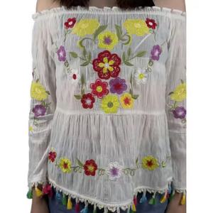 Nouvelle Blouse Bohème Vintage pour Femme en Coton et Lin avec Broderie Florale, Hauts Ethniques Brodés, Design à Pompons Blancs - Product Image 2