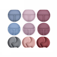 Ensemble de vaisselle en silicone de qualité alimentaire au design moderne pour enfants, comprenant une fourchette et une cuillère à ventouse, un bavoir pour tout-petits, une assiette et un bol avec couvercle