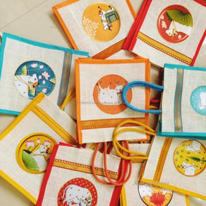 กระเป๋าผ้าปอกระเจาทำมือจากอินเดีย ลายพิชไว ลายวัว ปิดซิป เหมาะสำหรับงานแต่งงาน งานเลี้ยงฉลองทารก งานขึ้นบ้านใหม่ งานอีเว้นท์ต่างๆ ใช้เป็นของชำร่วย - Product Image 4