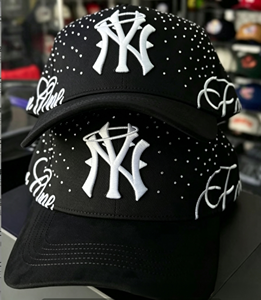 <span class=keywords><strong>Gorra</strong></span> Snapback HBH G5 Thorn NY con Pedrería - Diseño <span class=keywords><strong>de</strong></span> Lujo Brillante, 100% Algodón, Cierre <span class=keywords><strong>de</strong></span> Hebilla, Unisex - Product Image 4