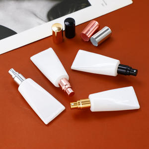 Nouveauté : flacon pulvérisateur plat en verre blanc de 10 ml pour échantillons de cosmétiques, huile ou parfum, avec bouchon - Product Image 4