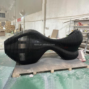 Mostrador de Recepción de Madera de Caucho Personalizado ML-WD012, Diseño Curvo Moderno, Resistente, para Hoteles, Oficinas, Centros Comerciales, Estilo Artístico Comercial - Product Image 4