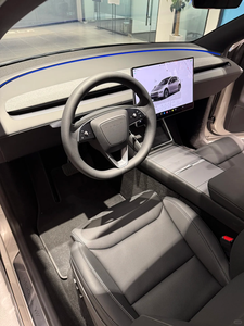 Tesla Model Y L EV SUV 2026, 5 Puertas, 6 Plazas, con Volante a la Izquierda, Autonomía de 751 km, Batería de 90-110 kWh, Vehículo de Nueva Energía - Product Image 5