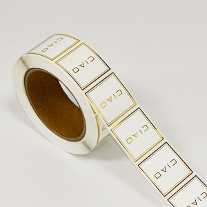 Etiquetas en rollo con estampado en lámina dorada de tamaño personalizado, resistentes al aceite, para empaques de botellas de marcas de lujo - Product Image 4