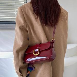 Aisselle rétro minimaliste pour femmes décontracté brillant à la mode sac à bandoulière polyvalent sac à main haut de gamme - Product Image 3