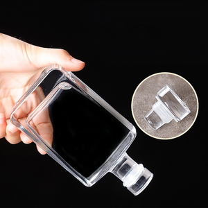 Bouteilles en verre flint Oshow vides en gros 50ml 100ml 200ml 500ml 750ml avec bouchon en liège pour <span class=keywords><strong>gin</strong></span> et whisky, gravables, écologiques et recyclables - Product Image 4