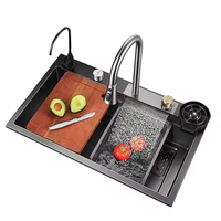 Grand évier de cuisine à réservoir unique en acier nano-inoxydable noir avec porte-couteau et drainage à un bouton avec bouton de console