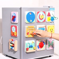 Nouvelle conception, décoration murale personnalisée de haute qualité, 12 types de jouets éducatifs en bois, aimants de réfrigérateur, tableau d'activités pour enfants