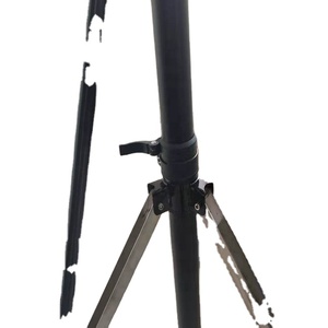 Poste de Fotografía Elevado de Fibra de Carbono Resistente para Inspección de Edificios, Techos y Paneles Solares - Product Image 4