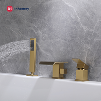 Robinet de salle de bain contemporain de luxe en laiton, cascade, double poignée, en céramique, avec débit contrôlé, finition or brossé, à poser sur le rebord de la baignoire