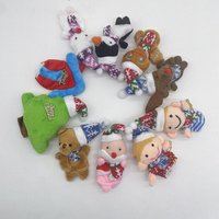 Vente en gros Jouet de Noël pour le Nouvel An Mini animal Père Noël wapiti bonhomme de neige Pingouin marionnettes à doigt poupée peluche
