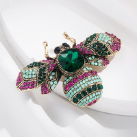 Broche en cristal d'abeille pour femmes, insignes d'insectes en métal avec gros strass, broche en alliage plaqué pour manteau de costume de dame, vintage classique et luxueux