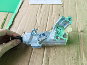 Toyota Hilux/7K için 45020-38010 fabrika düşük fiyat ateşleme anahtar tertibatı - Product Image 4