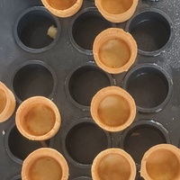 Machine à former des coupelles de pâtisserie comestibles pour cafés, restaurants et services de traiteur, machine à façonner les snacks, vente directe d'usine, modèles multiples