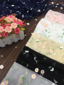 Nuova piccola Daisy in pizzo Tulle tessuto a conchiglia crisantemo ricamato per abbigliamento per bambini - Product Image 2