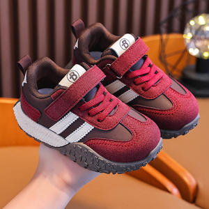 Chaussures de course décontractées d'extérieur, baskets tendance pour enfants, nouvelles chaussures pour bébés 2025, matière PU douce et confortable, chaussures de marche pour enfants très vendues - Product Image 4