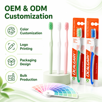 Brosse à dents ergonomique en PBT souple pour enfants, nettoyage doux, soin buccal, lot en gros
