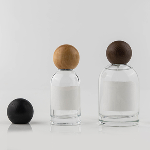 Có Thể Tái Chế 30Ml 50Ml 100Ml Gass Chai Nước Hoa Với Bơm Phun Nắp Hình Cầu Bằng Gỗ Nắp Nước Hoa Thông Tư Cơ Thể Chai Với Hộp - Product Image 2
